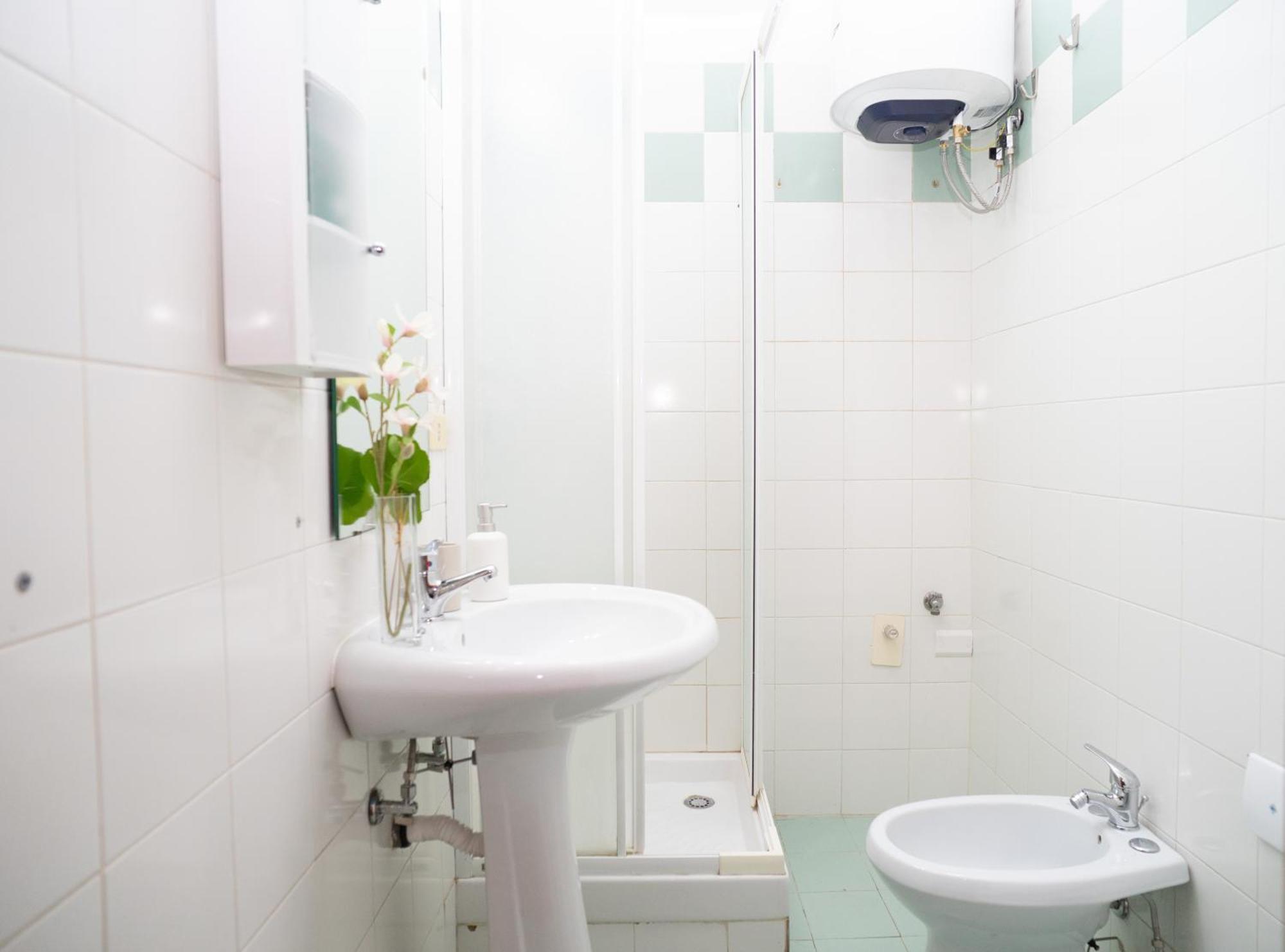 Modern And One-bedroom, 10 Min From Colosseum Apartamento *
